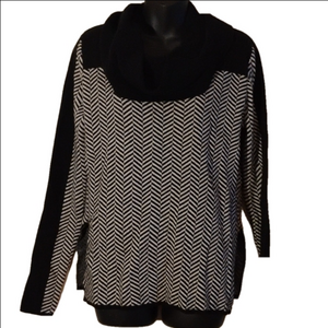 THML Cowl neck printed sweater. Size small. Slits at sides. Pretty for work.